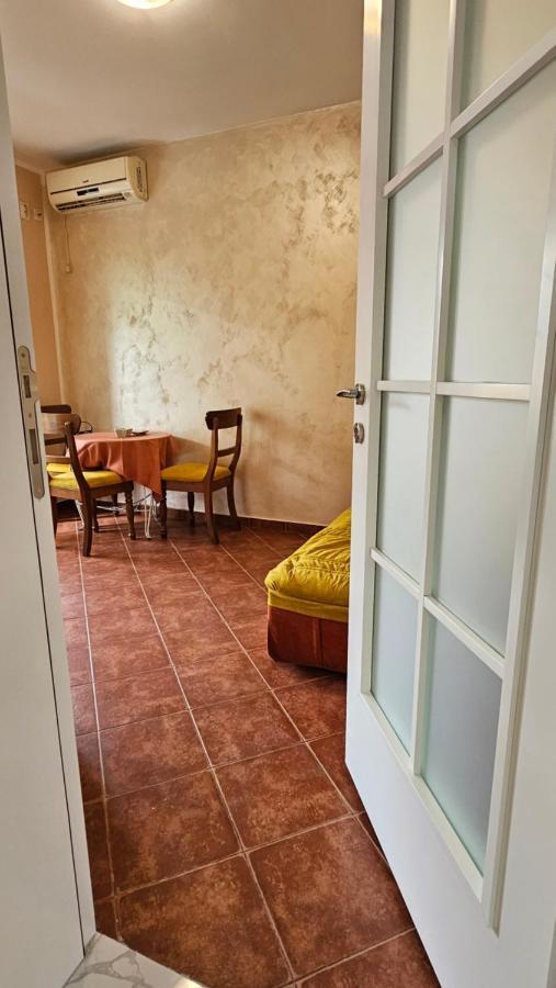 הרצג-נובי Lav Apartments מראה חיצוני תמונה