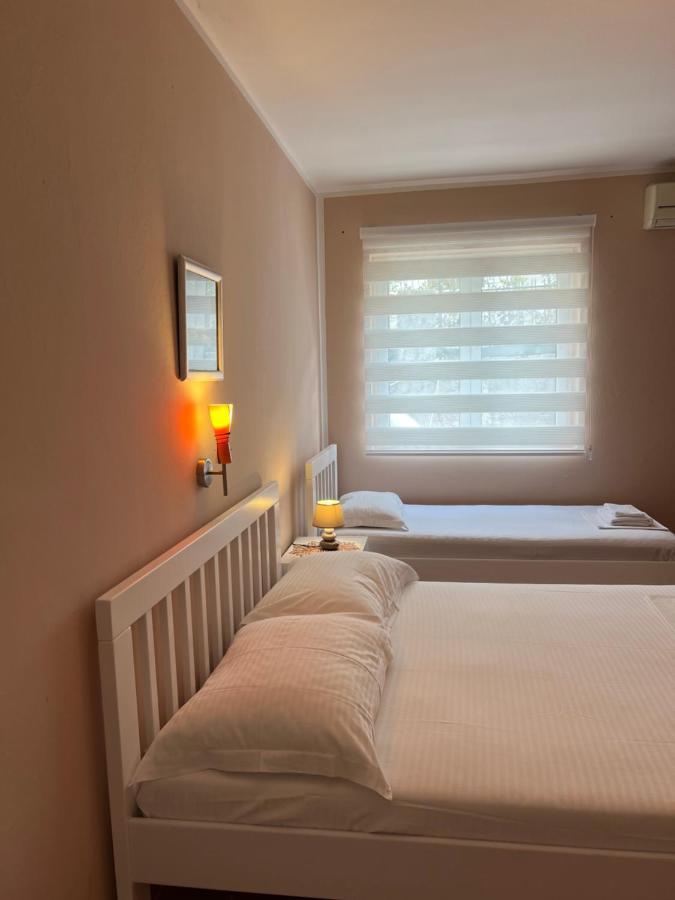 הרצג-נובי Lav Apartments מראה חיצוני תמונה