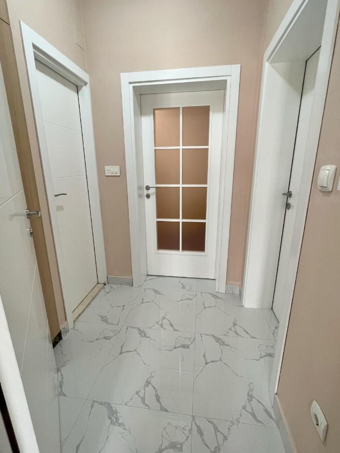 הרצג-נובי Lav Apartments מראה חיצוני תמונה